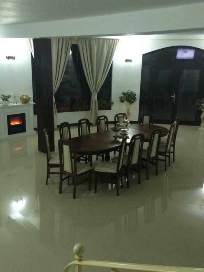 Pensiunea Medeea Hotel Pestis Ngoại thất bức ảnh